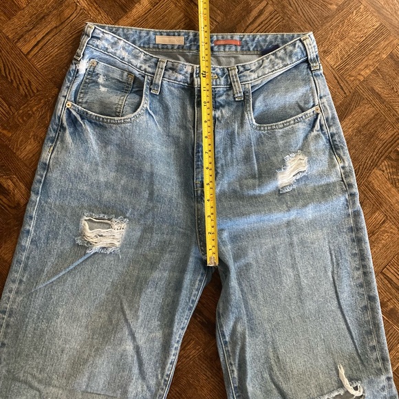 ❌SOLD!❌ Pilcro baggy high waist distressed jeans - Picture 5 of 12